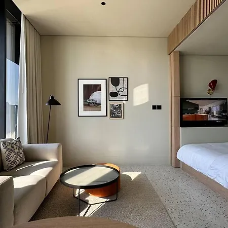Houzzze #4 Designstudio Burj Khalifa View Dubai Esterno foto